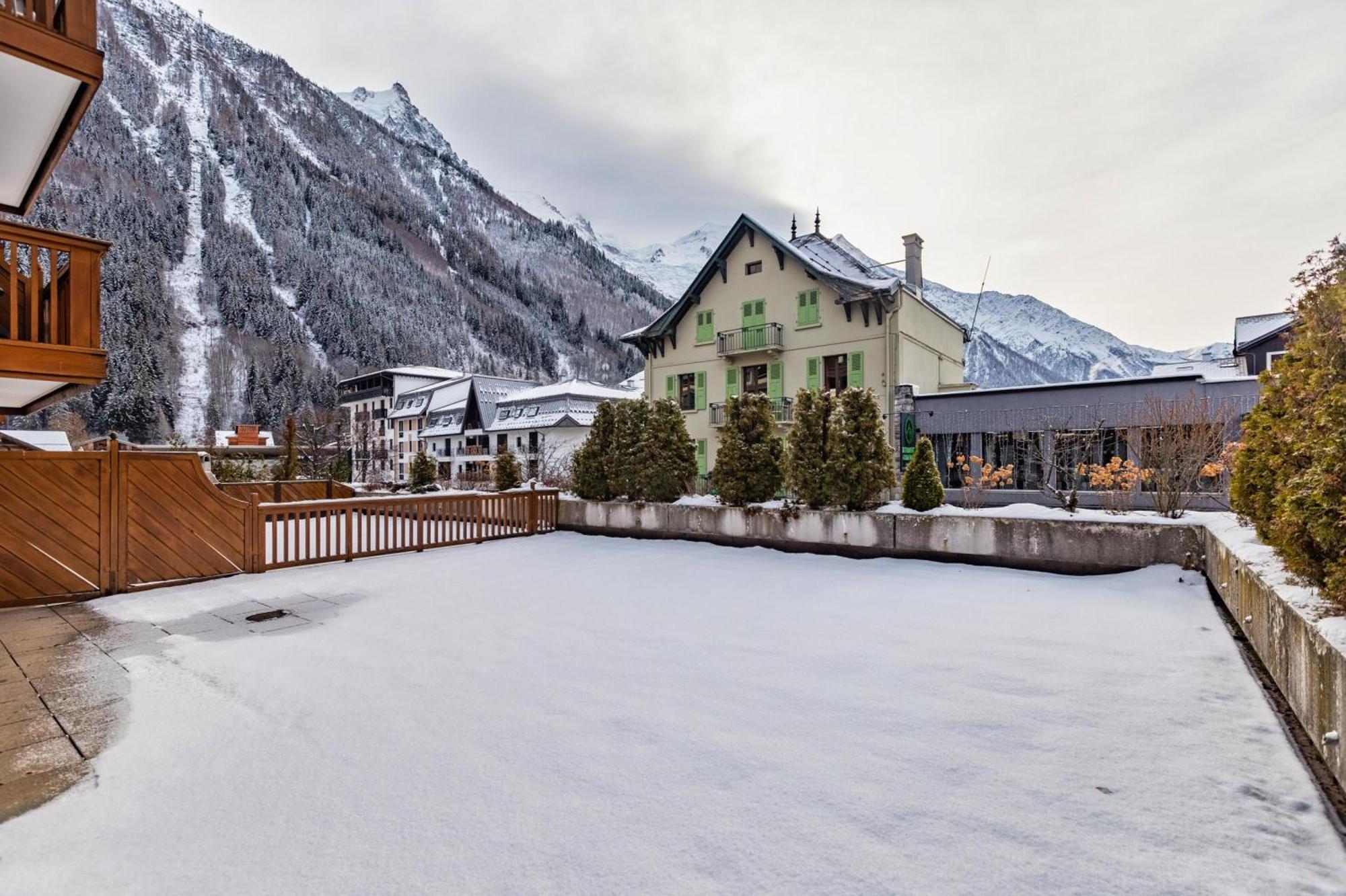 Duplex Aiguille Du Midi Large Terrasse - Happy Rentals Шамони Экстерьер фото